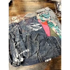 Large Kids Lot Five Punds Various Sizes Boy/Girl